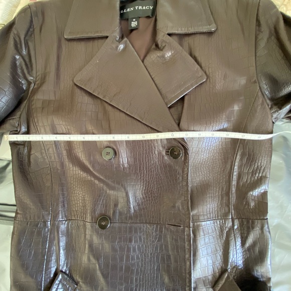 ELLEN TRACY GENUINE LEATHER COAT - Picture 7 of 15